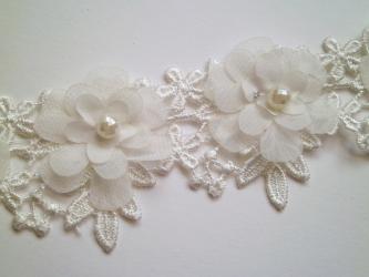 0,5 m Blütenborte "White Wedding" 55 mm br. 