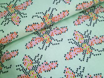 0,1 m Baumwoll-Druckstoff  "Mustang III"  115 cm br.  Biene Herzen Siebdruck 