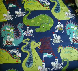 0,1 m Baumwoll Druckstoff  "Drachen & Ritter" 115 cm br. 