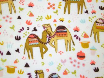 0,1 m Baumwoll-Druckstoff  "Sahara - Kamel" ca. 112 cm br. 