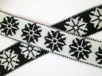1 m Strickband "Island - Stern" schwarz-creme 35 mm br. 