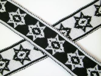 1 m Strickband "Island - Stern mit Punkt" schwarz-creme 35 mm br. 