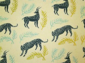 0,1 m Baumwoll-Druckstoff  "Durch die Wüste - Gazelle und Leo" ca. 112 cm br. 